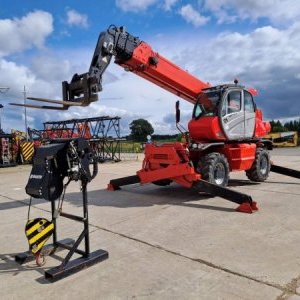 foto 4t Teleskoplader Manitou